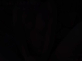 卒業式に素人カップルが最後の教室で制服セックス♡イケナイ雰囲気に興奮が抑えきれずビクビク痙攣しながら何度もイキ狂う　ハメ撮り　正常位　連続絶頂　コスプレ　パイパン　デカチン　巨乳　日本人　えむゆみ