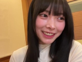 A girl with big breasts couldn't resist and masturbated before going out