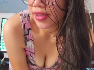 JOI sex virtual- a irmã SAFADA  do meu melhor amigo pediu pra ver seu pau e ela FODE com vc!!🍑💦pov