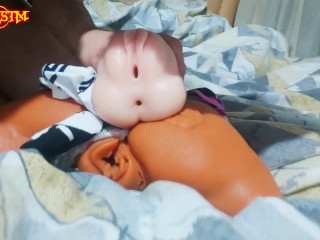 Üvey abla ve Üvey kız kardeşinin amcığını yalıyor