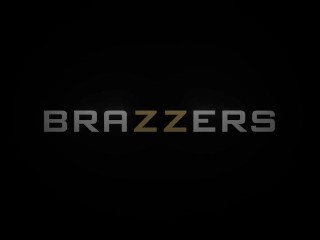 The Night Invites: Bound In A Threesome Melody Marks, Abigaiil Morris / Brazzers