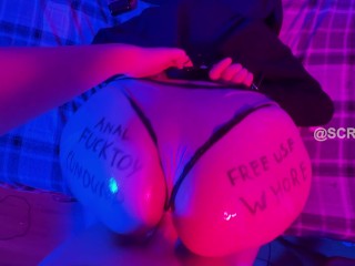 HUGE ASS GETS FREE USE POUNDING IN BOTH HOLES