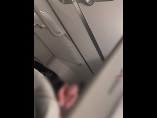【孤独のオナニ（女性専用・オナニー鑑賞用）】海外出張・国際線飛行機トイレでのイケオジオナニー。スマホ個撮  | イケオ ジ | リアル鑑賞も◎