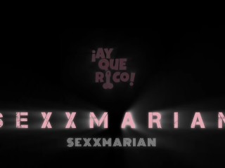 Incluso puedo sentir las venas de su polla cuando entra en mi vagina apretada, qué bien se siente