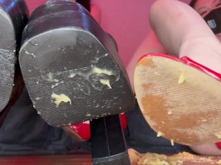 Вылизал наши киски через трусики, раздавили твой член. Контроль дрочки, краш-фетиш  , фейсситтинг