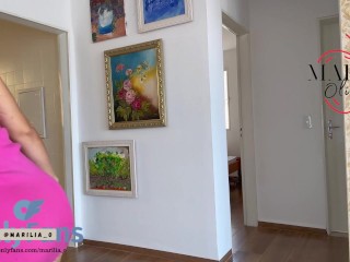 4K| hot blonde twerking her big ass