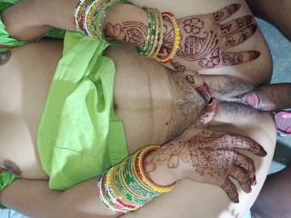 Indian married Lalitabhabhi 21 year women tight pusssy bedroom fucking step brother