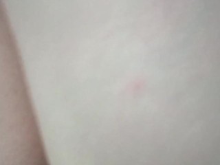 Mis dedos mojados y mi cuerpo temblando