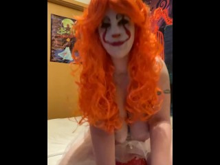Nymeria Malfoy rides a balloon in Pennywise cosplay