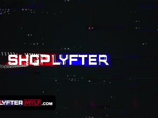 Fit Shoplyfter Milf Gets Stripped And Cavity Searched In The Back Office Of The Security Guard