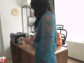 Asian MOM cheats on her foreign husband with young guy - FAKEhub