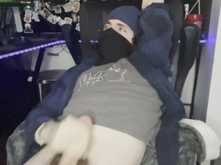 WATCHING PORN AND STROKING MY BIG COCK