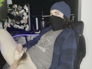 WATCHING PORN AND STROKING MY BIG COCK