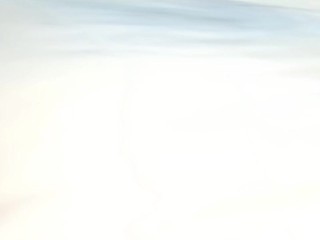 Mi vecino me dice cierra la puerta - para follar - sabroso follada