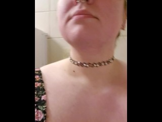 Pretty Girls Potty Break!