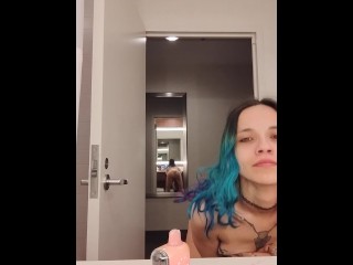 Twerking In Hotel Mirror