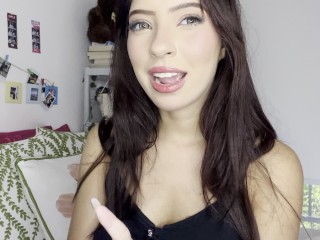 JULIE OLIVER- JOI close up nos peitos