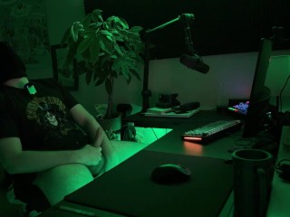 Watching your horny gamer boyfriend get off *Loud moaning and huge cumshot*