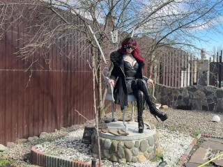 Double Cigarette Human Ashtray At Dracula Femdom Castle