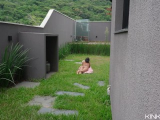 "Puedes venir más cerca..." - Espiando a mi Vecina, Fantasía