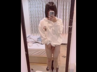 A cute femboy with a big dick playing with a dildo and jerking off until he cums in the room.