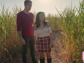 Ambitious Amber Summer Cant Wait take a Ride on new Stepbro's Dick to Sway his vote