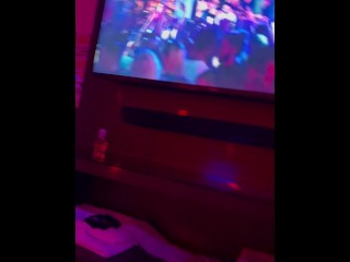 Moteliando un ratico con mi flaca