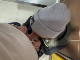 Cheating wife begs for creampie during sneaky hookup in public washroom