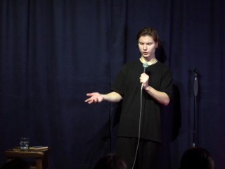 комик жёстко ебёт зал  [вакуум - Дима Балаев]