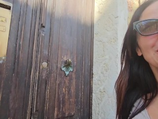 In giro per Venezia, mi arrapi e voglio essere scopata. Video completo sul mio OF.