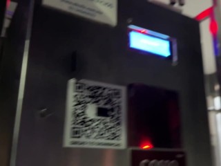 Mei Cornejo - Le entregó el culo a mi novio en un Baño Público