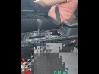 tinigasan si Grab Driver habang nag drive