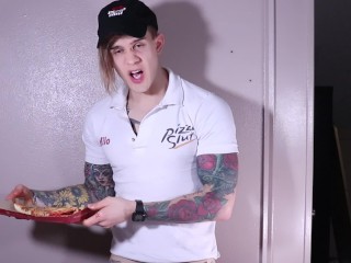 What is the most fuckable PIZZA HUT item?