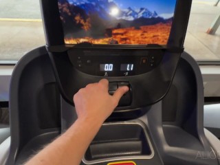 I HAD A RISK SEX IN ANYTIME FITNESS WITH SEXY GYM GIRL