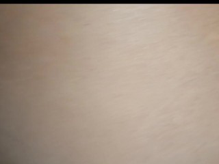 Mi amiga pide ayuda en fotos y me la follo ella se come mi verga