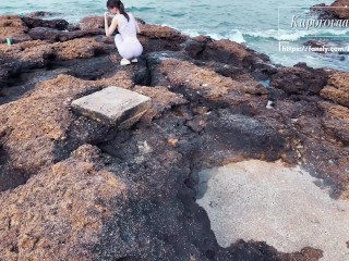 I FINISHED 2 TIMES. Crab viewing on the shore or sex?