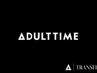 TRANSFIXED - Naturally Stacked Cis Skye Blue Has HUGE Trans Cum Craving From Hung Coworker Eva Maxim