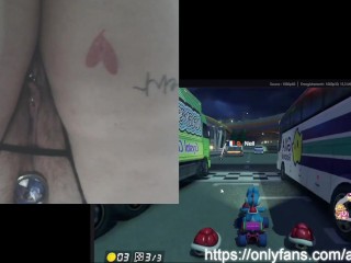 francaise gameuse joue avec son cul avec ses abonnés (english subtitle)