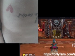 francaise gameuse joue avec son cul avec ses abonnés (english subtitle)