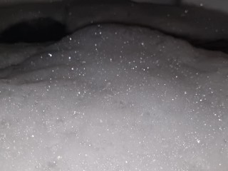 A CHI VA DI FARMI COMPAGNIA? | SEGA RILASSANTE IN VASCA IDROMASSAGGIO - VIENI A SUCCHIARMELO