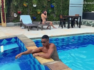 Silvana Lee seduces a lucky fitness guy with her spectacular sexy body in the pool
