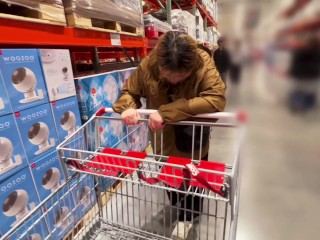 【個人撮影】リモコンバイブを入れて秘密のお買い物デート。我慢できずに駐車場で潮吹き...からの中出しセックス。