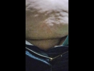 Watch my belly button while i masturbate