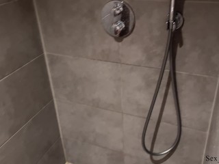 "Don't even try to put it inside ..." Naive stepmom gets her first anal creampie from her stepson