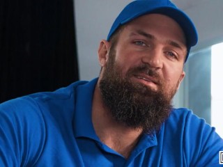 MEN - Nicki Hunter Catches Her Boyfriend Enzo Muller Sucking Off Chuck Hunter And Promptly Joins