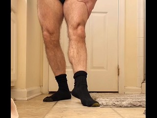 HAIRY MUSCLE STUD FLEXING AND CUMSHOT COMPILATION