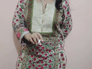 Smoker Girl Give Me Tight Handjob-Com iN👌