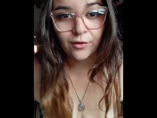 Masturbación bien chancha de frente a la cámara