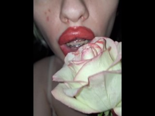 I'll lick your dick, it looks like a rose