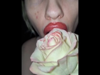 I'll lick your dick, it looks like a rose